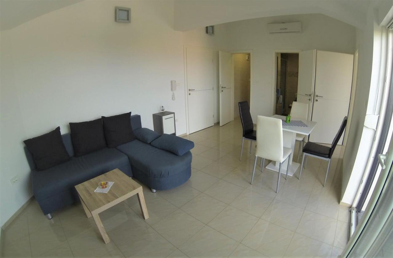 Apartament Zaric Malinska