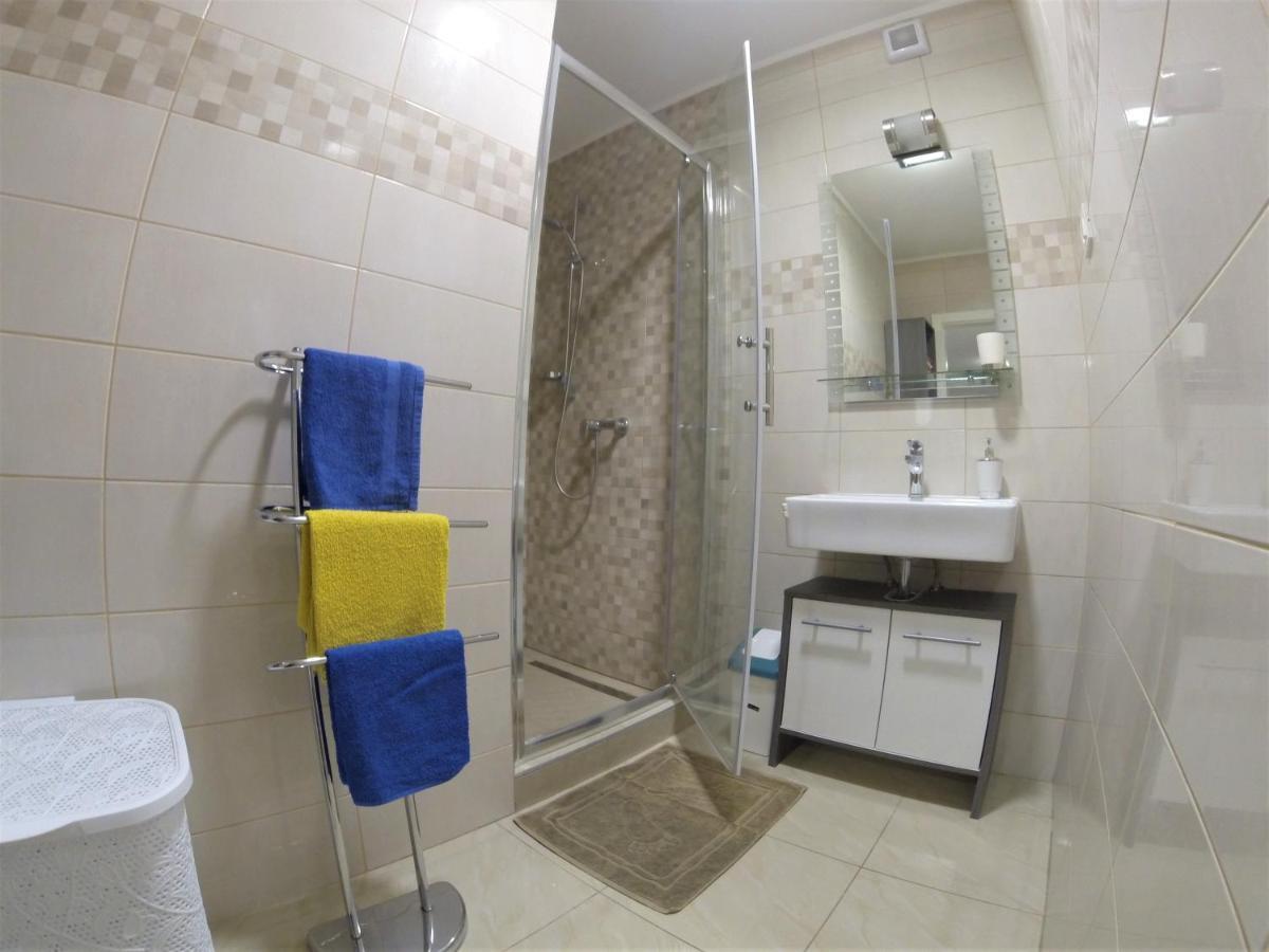 Apartament Zaric *